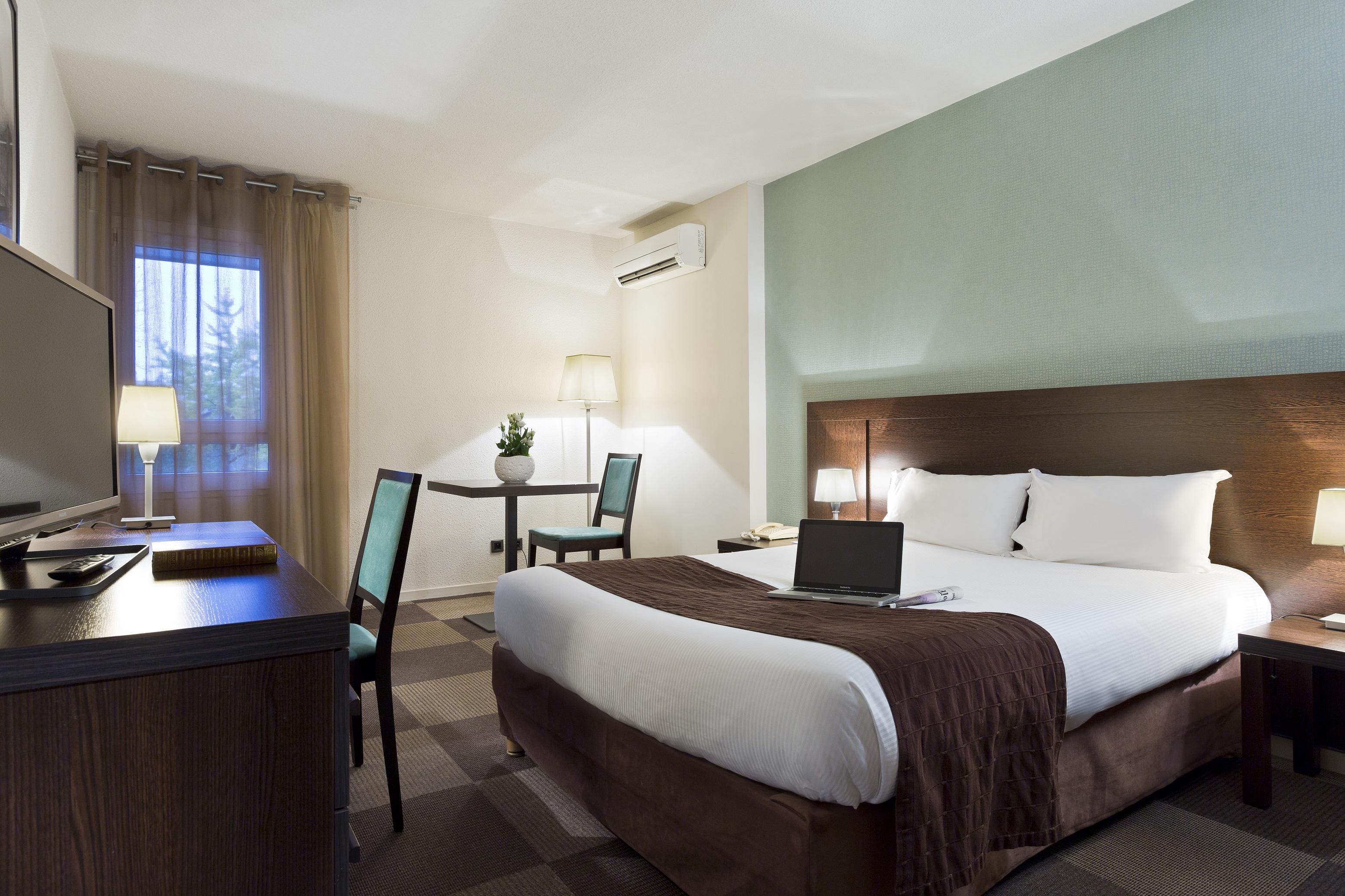 เรซิด็องซื ลา เรแซร์ฟ เฌเนฟ แฟร์เน วอลแตร์ Aparthotel เฟอร์เนย์-โวลแตร์ ภายนอก รูปภาพ